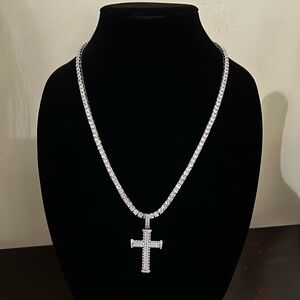 Mens 14K White Gold Diamond Cross Pendant Necklace